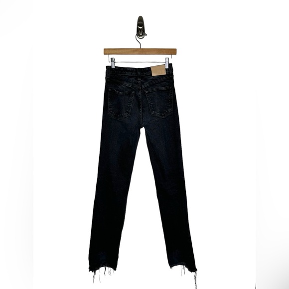 Trave | Berit Relaxed Straight Cuffed Jeans in Night Fever 26 - Picture 3 of 13